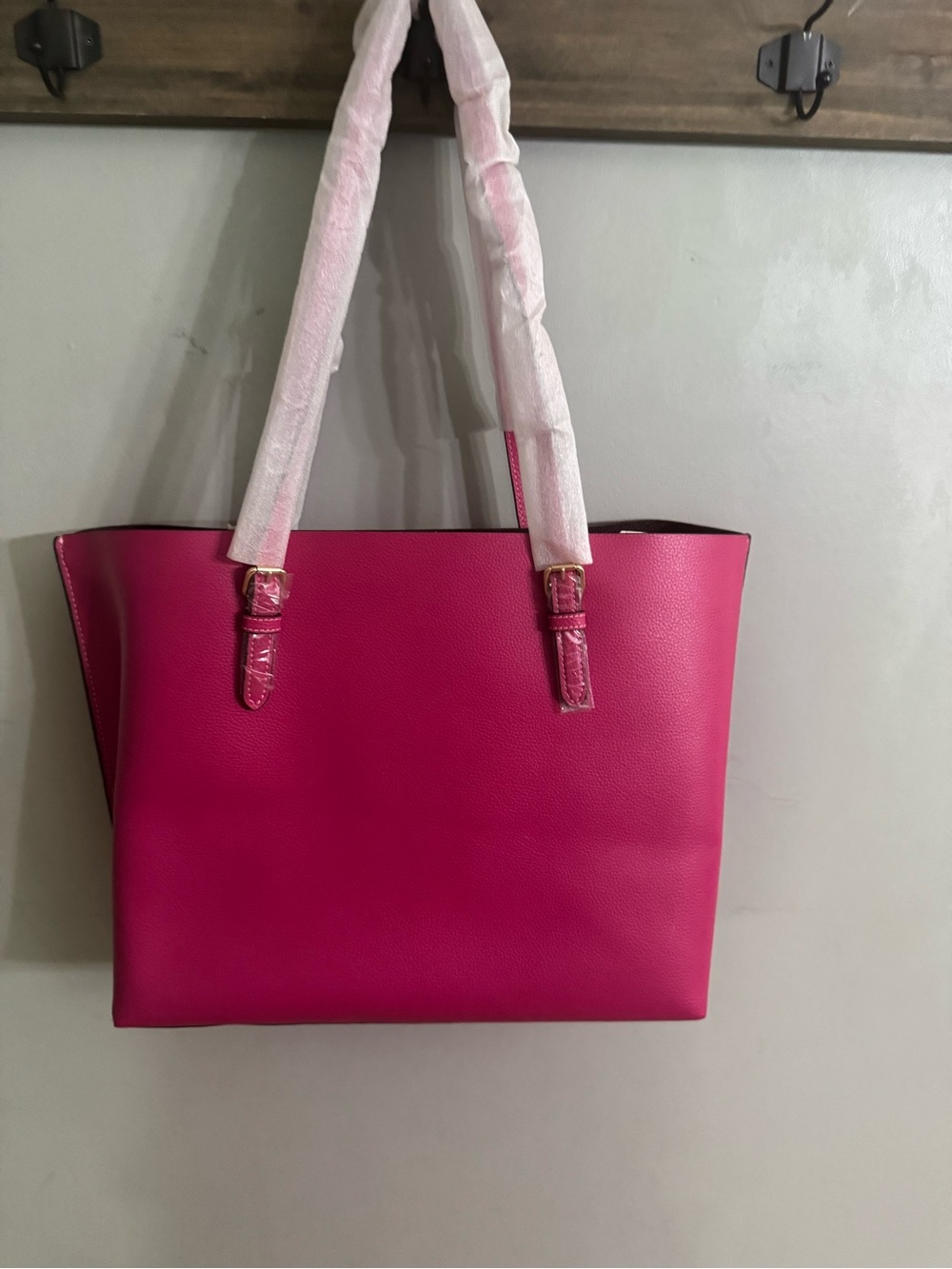 Coach Hot Pink Leather Tote with Signature Canvas Wristlet - Picture 5 of 11
